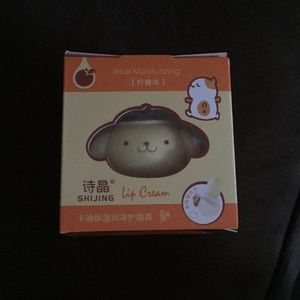 Pompompuri. Lipcream